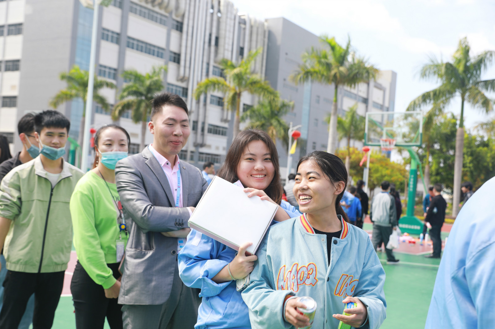 就地过年，年味不减—我在超凡国际挺好的